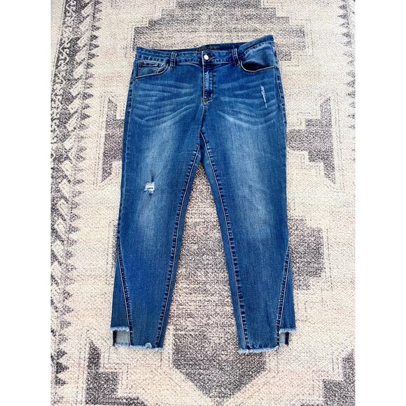 Grace In LA Raw Hem Jeans - Picture 1 of 7